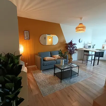 Le Yellow Corner - Place Ney Angers Extérieur photo