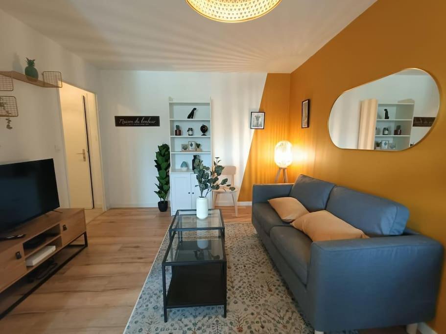 Le Yellow Corner - Place Ney Apartment *