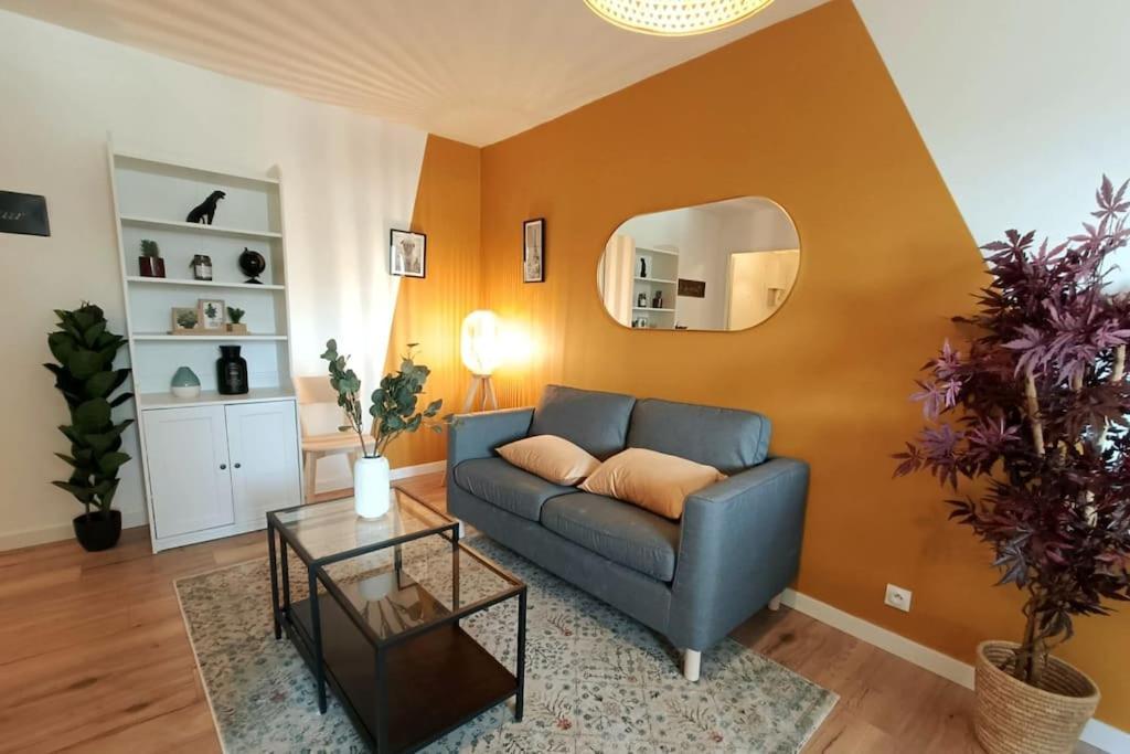 Le Yellow Corner - Place Ney Apartment Angers